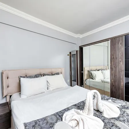 Aparthotel H-legacy Boutique 2*