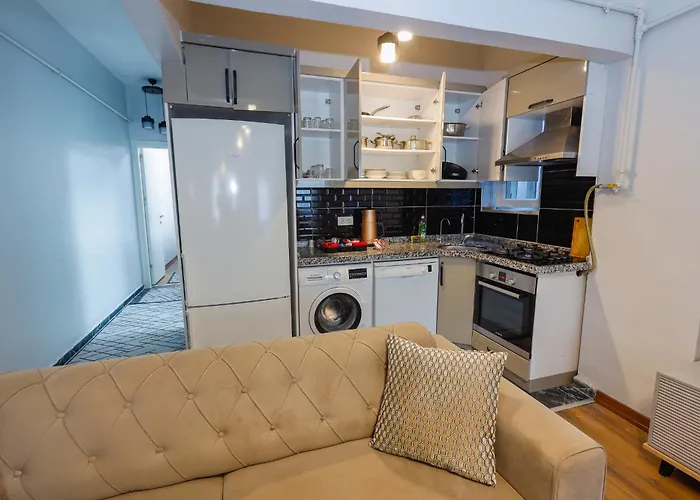 Aparthotel H-legacy Boutique 4*