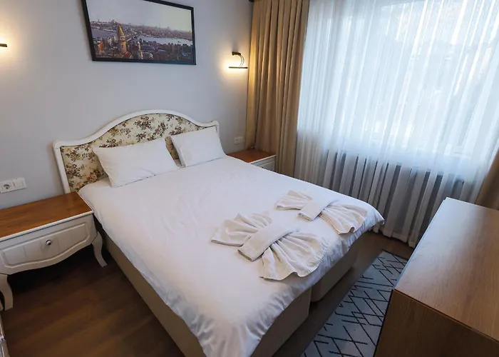 Aparthotel H-legacy Boutique 4*