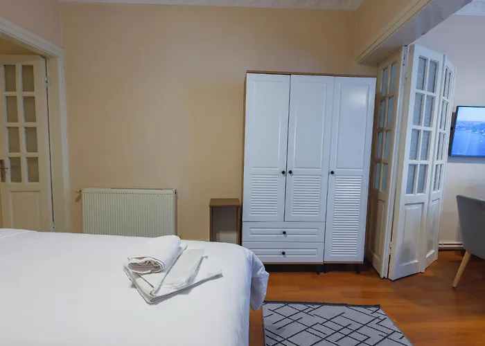 H-legacy Boutique Aparthotel 4*