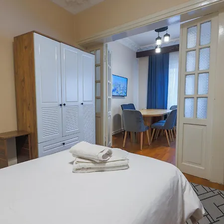 H-legacy Boutique Apartahotel 3*