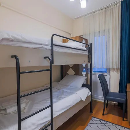Apartahotel H-legacy Boutique 3*